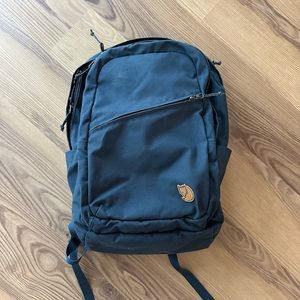 Fjallraven Everyday Outdoor Backpack, Navy